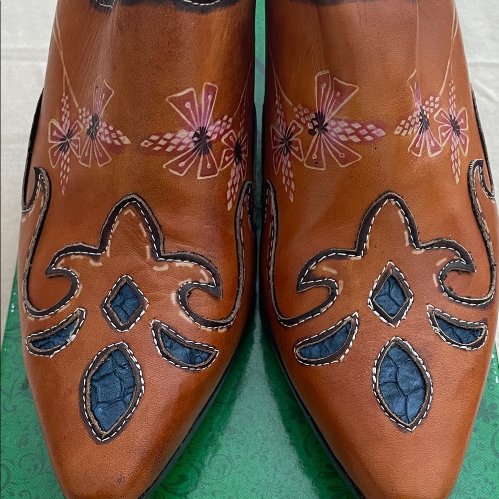 Elite Brown Leather Embroidered Slip-On Mules - Picture 2 of 12
